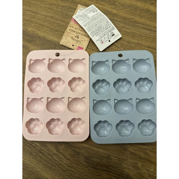 Daiso Silicone Chocolate Mold Cat Paws 2 Sets Pink Blue Cats Small NWT Soap Ice - Picture 3 of 4